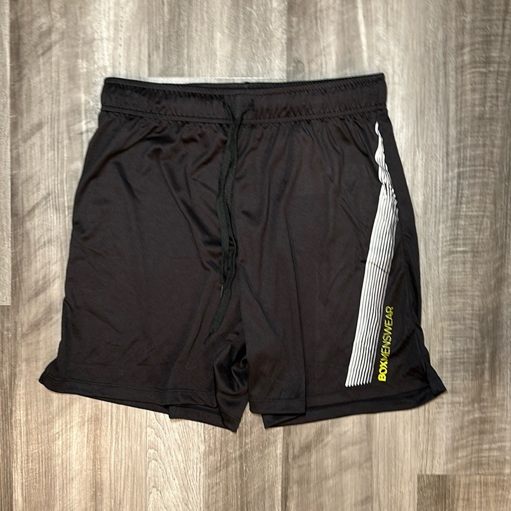 Box Menswear Athletic Shorts (NWOT) - Large